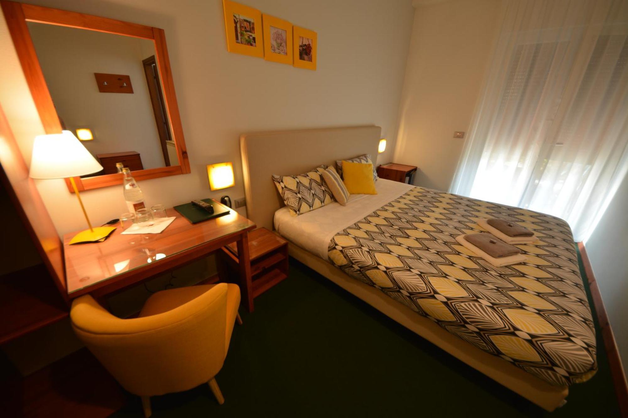 Albergo Alla Valle Di Banne Trieste Exteriör bild