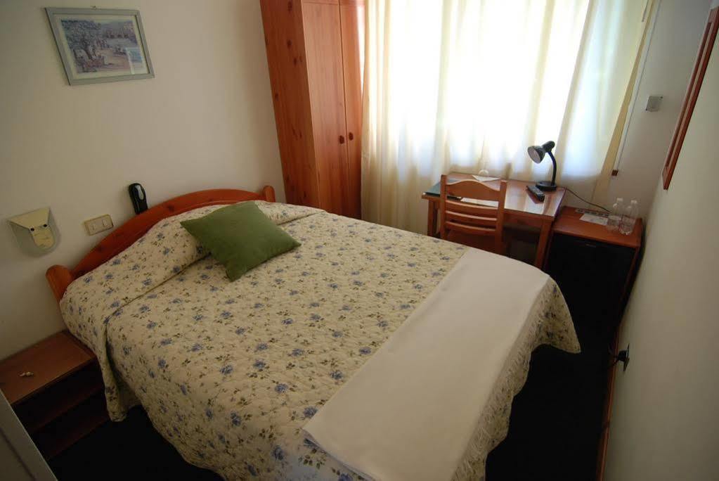 Albergo Alla Valle Di Banne Trieste Exteriör bild