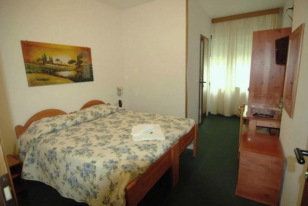 Albergo Alla Valle Di Banne Trieste Exteriör bild