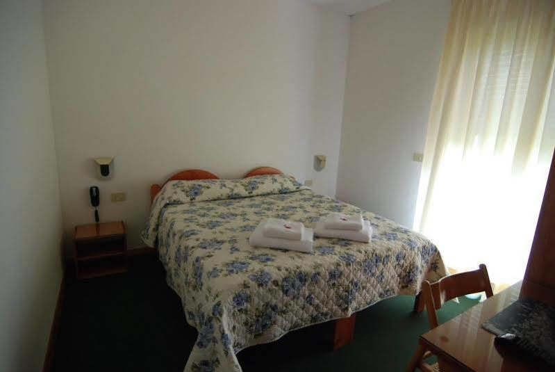Albergo Alla Valle Di Banne Trieste Exteriör bild
